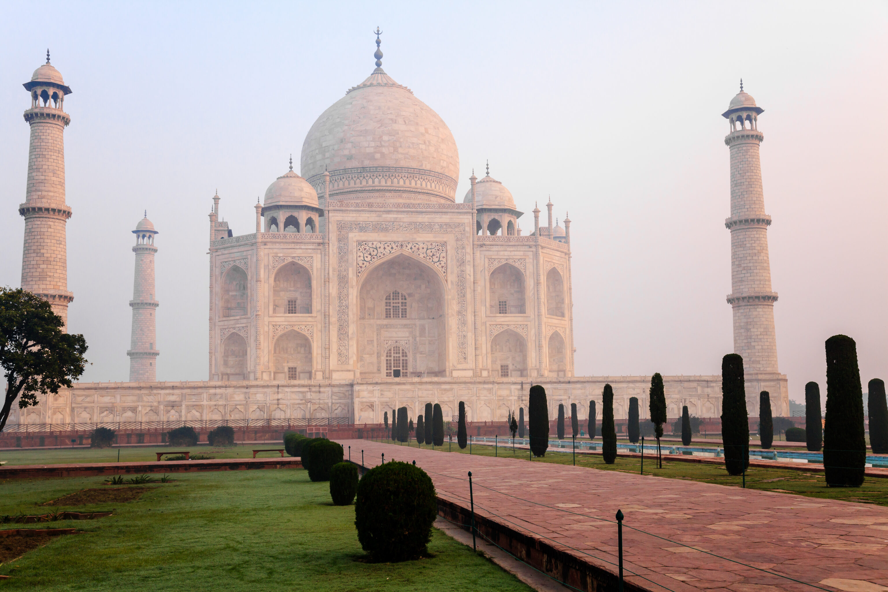 Early,Morning,At,Taj,Mahal,,Agra,,India