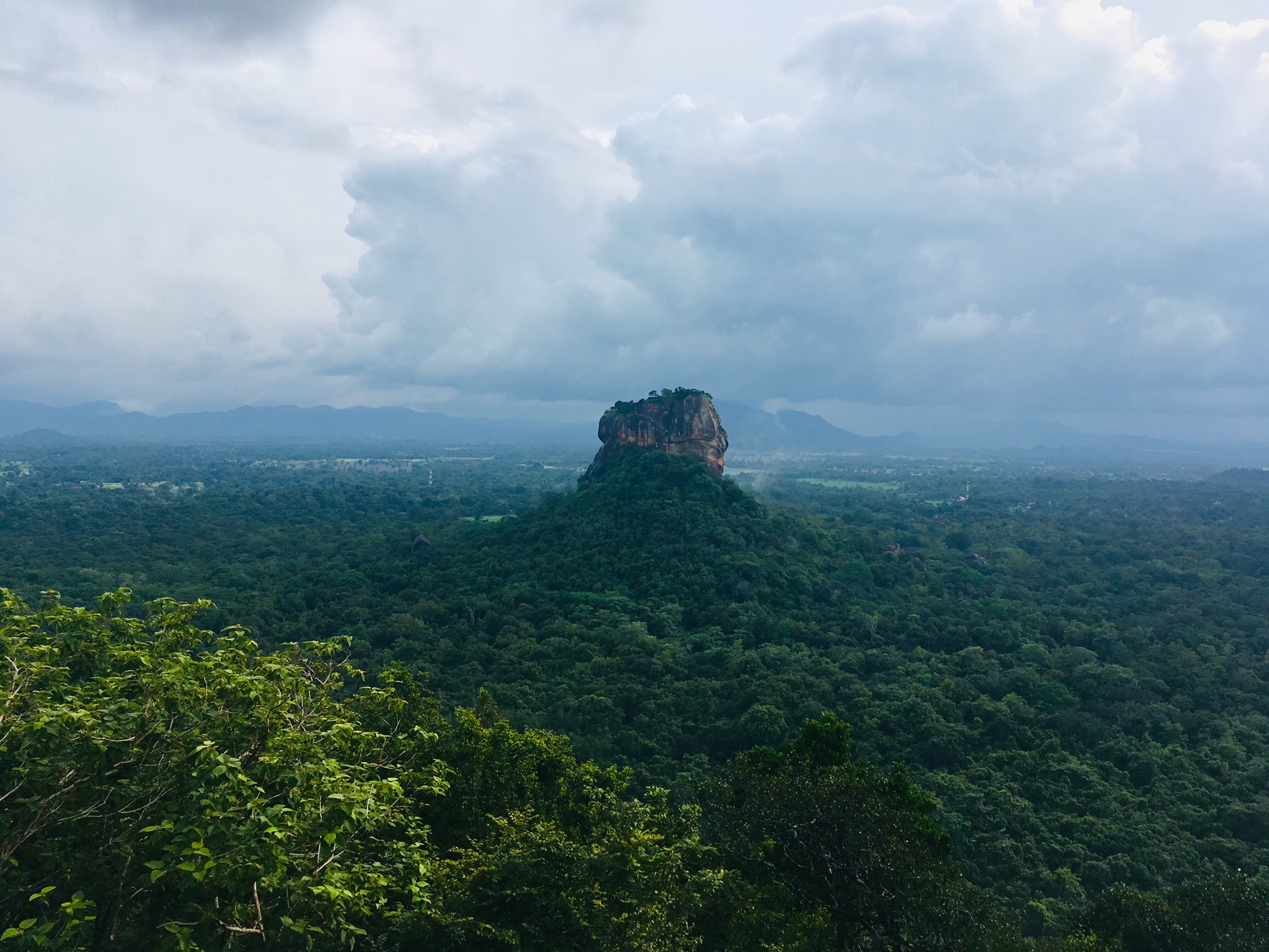 Lions Rock vanaf Pidurangala