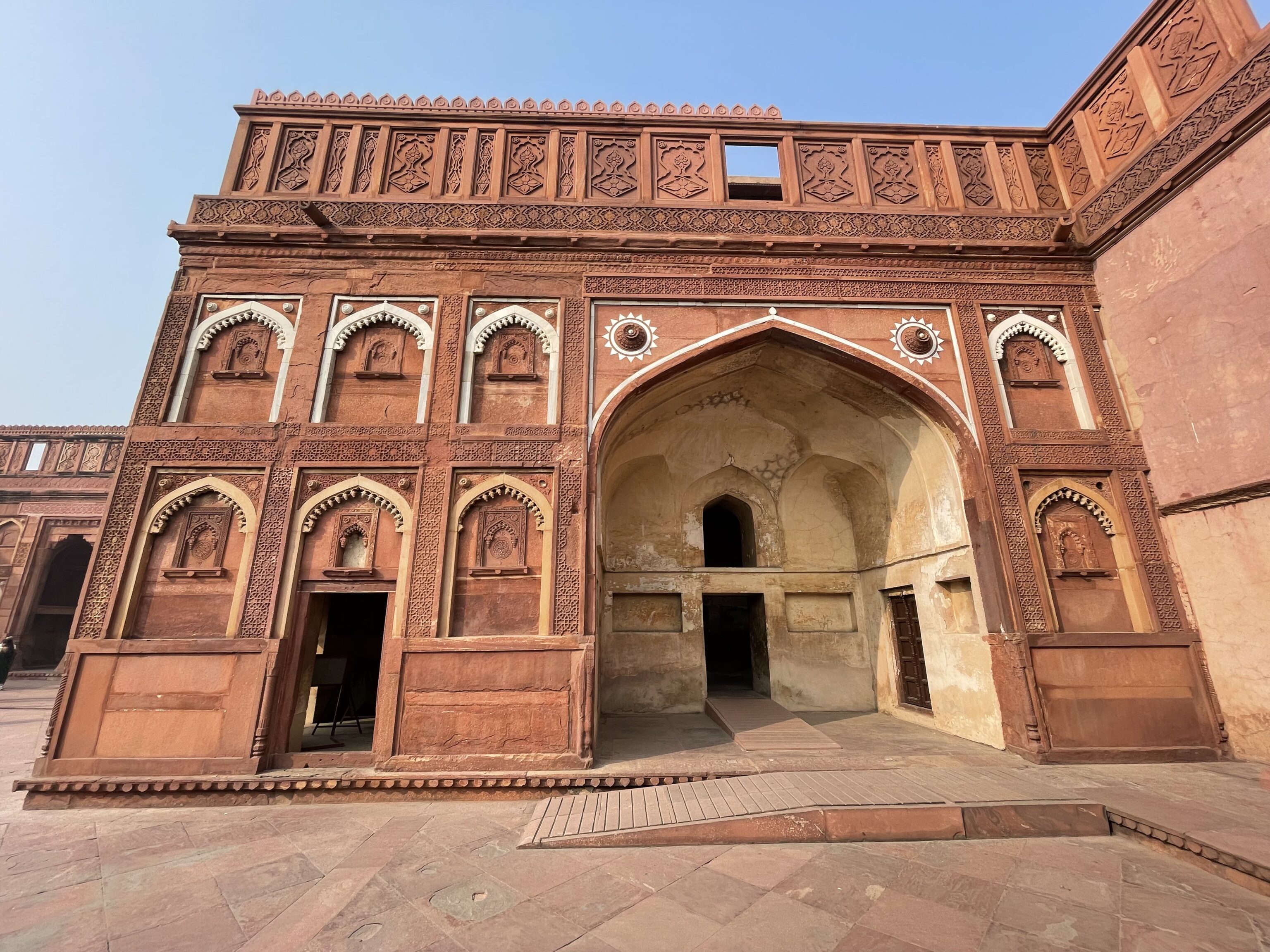 Studiereis naar Agra Fort in Agra in Noord-India